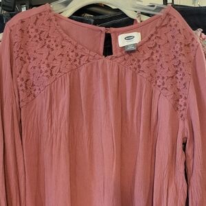 Old Navy Mauve Lace Accent Blouse